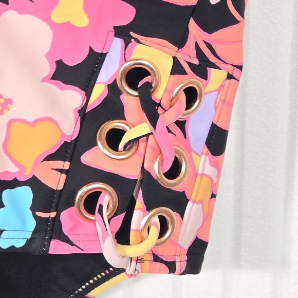 SO Multicolor Floral One Piece Swimsuit XL - Picture 4 of 6